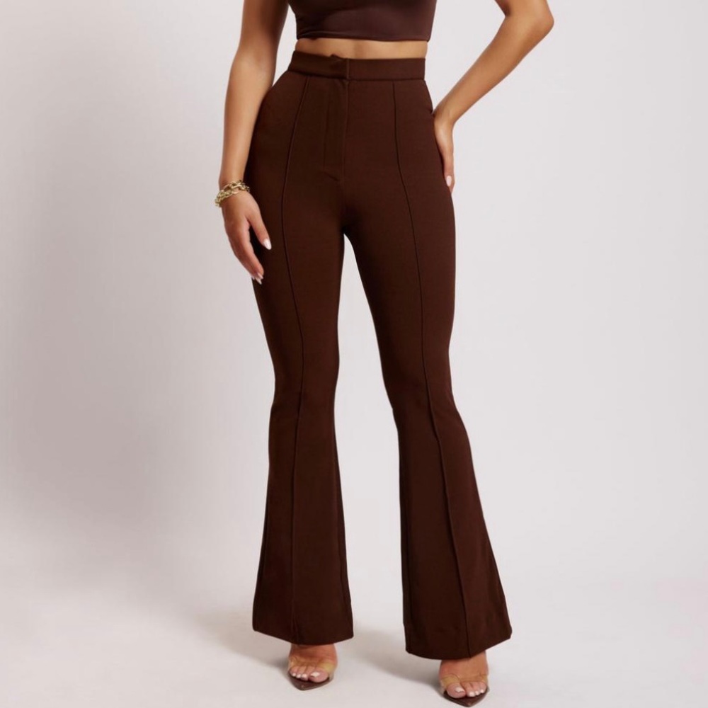 Meshki Zendaya Highwaisted Flare Pants Chocolate NWT